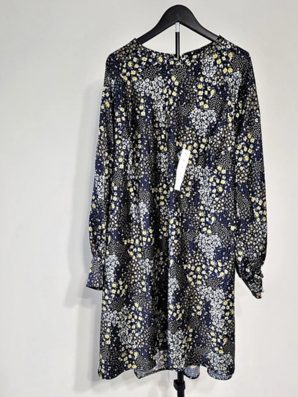 Reese Blutstein Floral Dress Multicolored Navy Is The Base. Plus Size 26